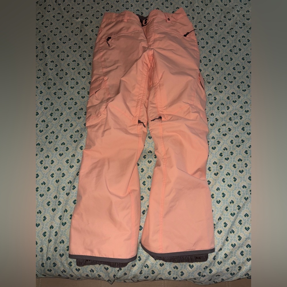 NWOT 686 Snow Ski Peach Cargo Pants size L